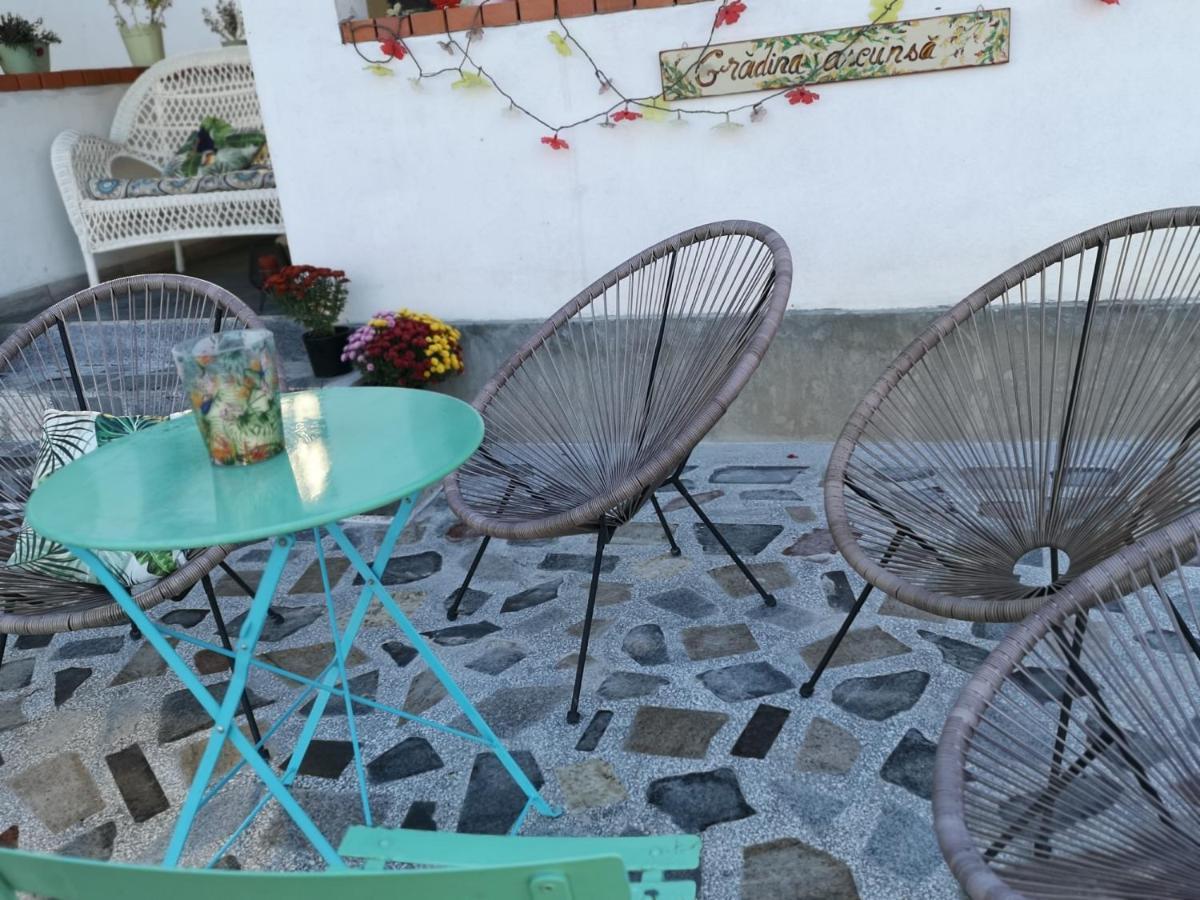 Pensiunea Gradina Ascunsa Bughea de Jos Exterior foto